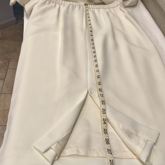 ADRIENNA PAPELL Elegant Suit Ivory Absolutely Beautiful Size 8 - Picture 12 of 16